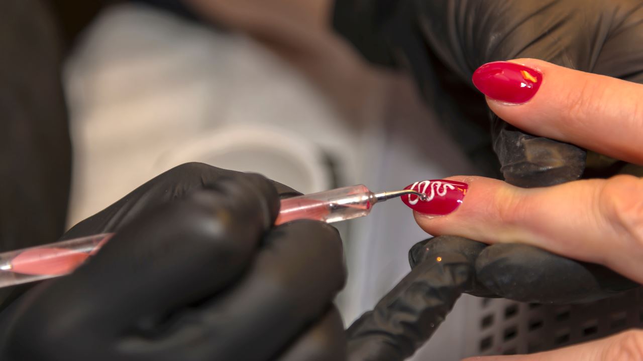 Spooky & Chic: Halloween Nail Art Ideas To Try